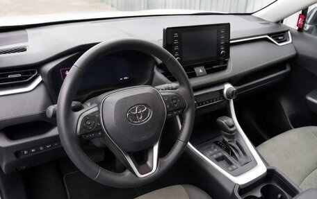 Toyota RAV4, 2025 год, 4 100 000 рублей, 5 фотография