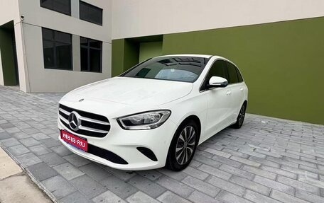 Mercedes-Benz B-Класс, 2022 год, 1 500 000 рублей, 1 фотография