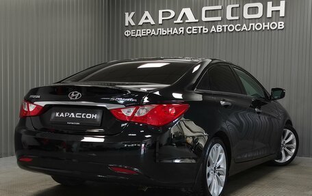 Hyundai Sonata VI, 2011 год, 1 050 000 рублей, 2 фотография