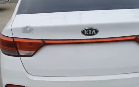 KIA Rio IV, 2018 год, 1 000 000 рублей, 3 фотография