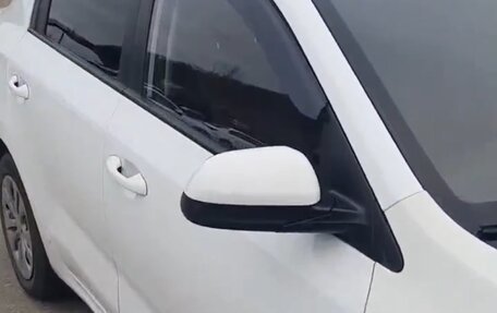 KIA Rio IV, 2018 год, 1 000 000 рублей, 4 фотография