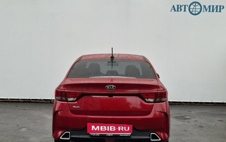 KIA Rio IV, 2021 год, 1 820 000 рублей, 6 фотография