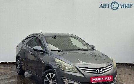 Hyundai Solaris II рестайлинг, 2015 год, 910 000 рублей, 3 фотография