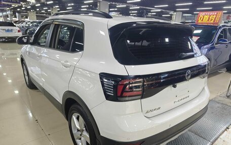 Volkswagen T-Cross I, 2022 год, 1 350 000 рублей, 6 фотография