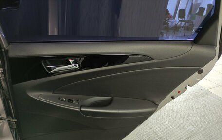 Hyundai Sonata VI, 2011 год, 1 229 000 рублей, 17 фотография