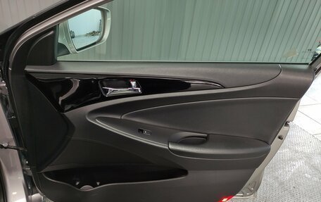 Hyundai Sonata VI, 2011 год, 1 229 000 рублей, 16 фотография