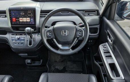 Honda Freed II, 2022 год, 1 999 000 рублей, 16 фотография