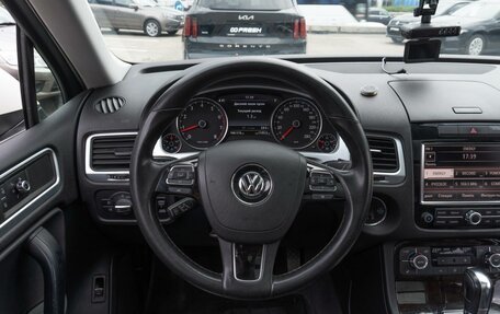 Volkswagen Touareg III, 2011 год, 2 499 000 рублей, 13 фотография