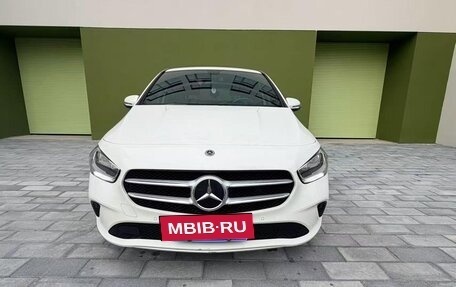 Mercedes-Benz B-Класс, 2022 год, 1 500 000 рублей, 2 фотография