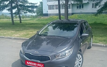 KIA cee'd III, 2012 год, 880 000 рублей, 2 фотография