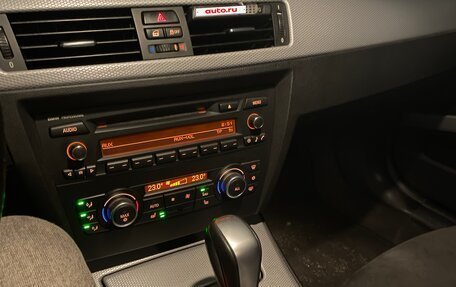 BMW 3 серия, 2011 год, 1 500 000 рублей, 11 фотография