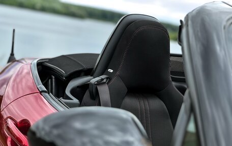 Mazda Roadster IV (ND), 2018 год, 1 800 000 рублей, 22 фотография