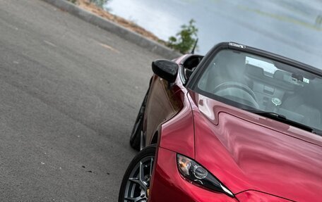 Mazda Roadster IV (ND), 2018 год, 1 800 000 рублей, 23 фотография
