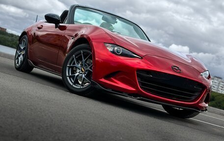 Mazda Roadster IV (ND), 2018 год, 1 800 000 рублей, 21 фотография