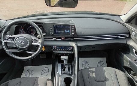 Hyundai Elantra, 2022 год, 1 780 000 рублей, 7 фотография