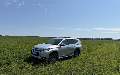 Mitsubishi Pajero Sport III рестайлинг, 2018 год, 2 430 000 рублей, 8 фотография