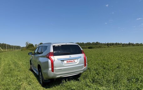 Mitsubishi Pajero Sport III рестайлинг, 2018 год, 2 430 000 рублей, 7 фотография