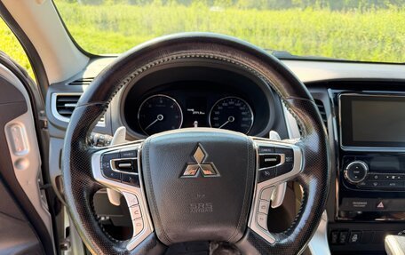 Mitsubishi Pajero Sport III рестайлинг, 2018 год, 2 430 000 рублей, 14 фотография