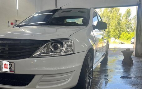 Renault Logan I, 2011 год, 270 000 рублей, 2 фотография