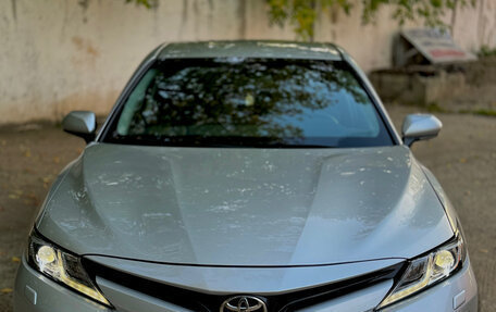 Toyota Camry, 2019 год, 2 750 000 рублей, 2 фотография