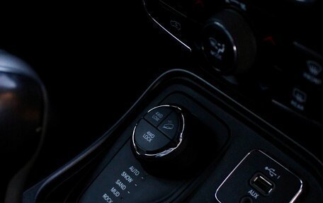 Jeep Compass II, 2019 год, 1 900 000 рублей, 12 фотография