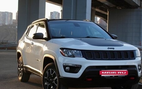 Jeep Compass II, 2019 год, 1 900 000 рублей, 14 фотография