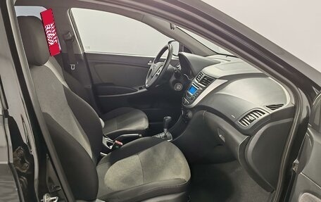 Hyundai Solaris II рестайлинг, 2011 год, 775 000 рублей, 16 фотография