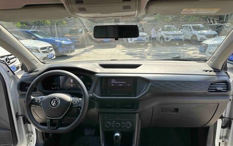 Volkswagen T-Cross I, 2022 год, 1 380 000 рублей, 7 фотография