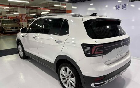 Volkswagen T-Cross I, 2022 год, 1 400 000 рублей, 6 фотография