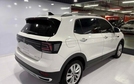 Volkswagen T-Cross I, 2022 год, 1 400 000 рублей, 5 фотография