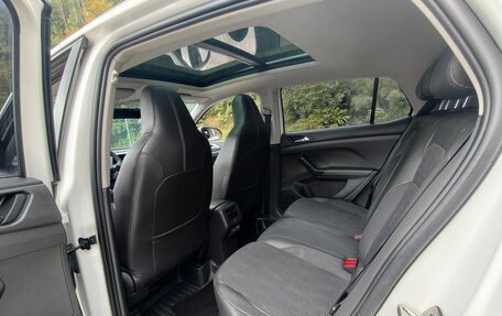 Volkswagen T-Cross I, 2022 год, 1 430 000 рублей, 9 фотография