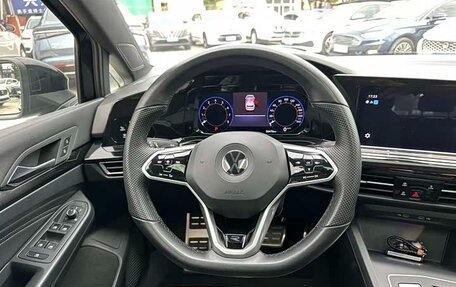 Volkswagen Golf VIII, 2023 год, 1 690 098 рублей, 9 фотография