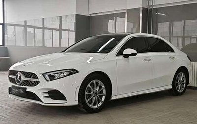 Mercedes-Benz A-Класс, 2022 год, 2 100 000 рублей, 1 фотография