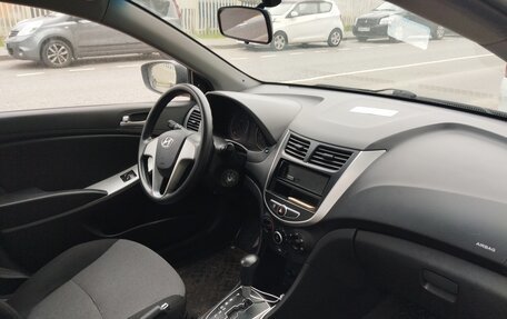 Hyundai Solaris II рестайлинг, 2014 год, 850 000 рублей, 4 фотография
