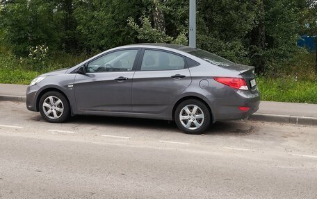 Hyundai Solaris II рестайлинг, 2014 год, 850 000 рублей, 3 фотография