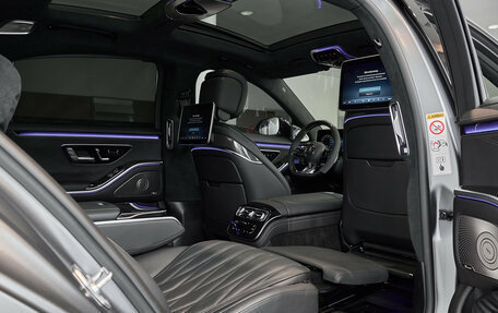 Mercedes-Benz S-Класс AMG, 2022 год, 17 000 000 рублей, 15 фотография
