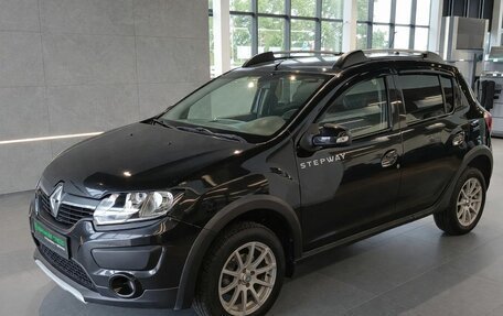 Renault Sandero II рестайлинг, 2016 год, 999 000 рублей, 3 фотография