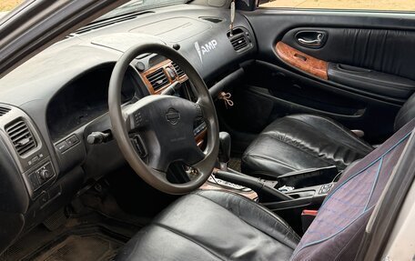 Nissan Maxima VIII, 2000 год, 200 000 рублей, 2 фотография