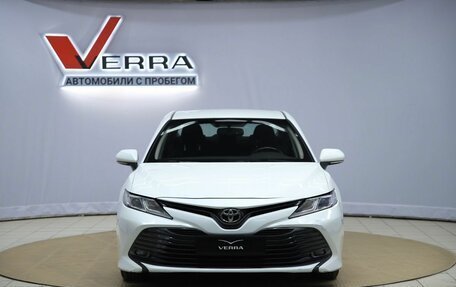 Toyota Camry, 2018 год, 2 230 000 рублей, 2 фотография