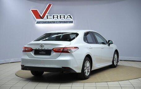 Toyota Camry, 2018 год, 2 230 000 рублей, 5 фотография