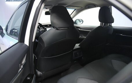 Toyota Camry, 2018 год, 2 230 000 рублей, 11 фотография