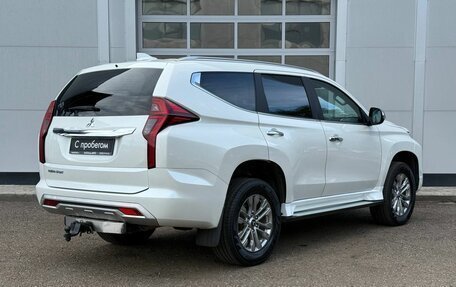 Mitsubishi Pajero Sport III рестайлинг, 2021 год, 3 200 000 рублей, 5 фотография