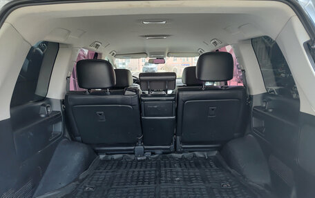 Toyota Land Cruiser 200, 2013 год, 3 450 000 рублей, 12 фотография