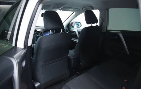 Toyota RAV4, 2016 год, 1 650 000 рублей, 11 фотография