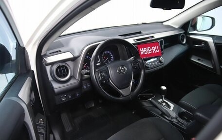 Toyota RAV4, 2016 год, 1 650 000 рублей, 10 фотография
