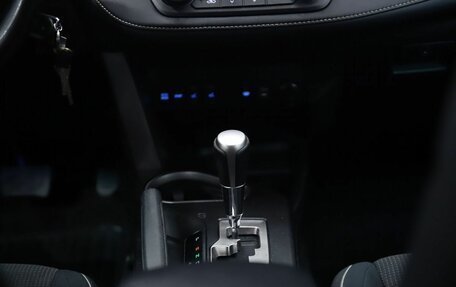 Toyota RAV4, 2016 год, 1 650 000 рублей, 14 фотография