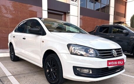 Volkswagen Polo VI (EU Market), 2017 год, 850 000 рублей, 1 фотография