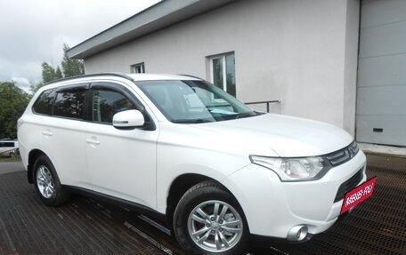 Mitsubishi Outlander III рестайлинг 3, 2013 год, 1 320 000 рублей, 1 фотография