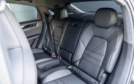 Porsche Cayenne III, 2026 год, 30 900 000 рублей, 29 фотография