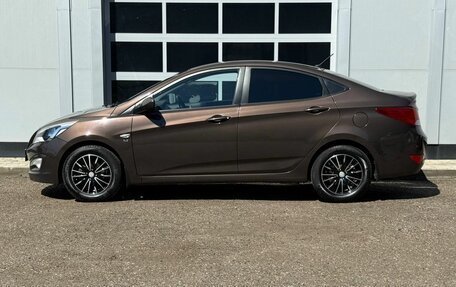 Hyundai Solaris II рестайлинг, 2015 год, 1 150 000 рублей, 2 фотография